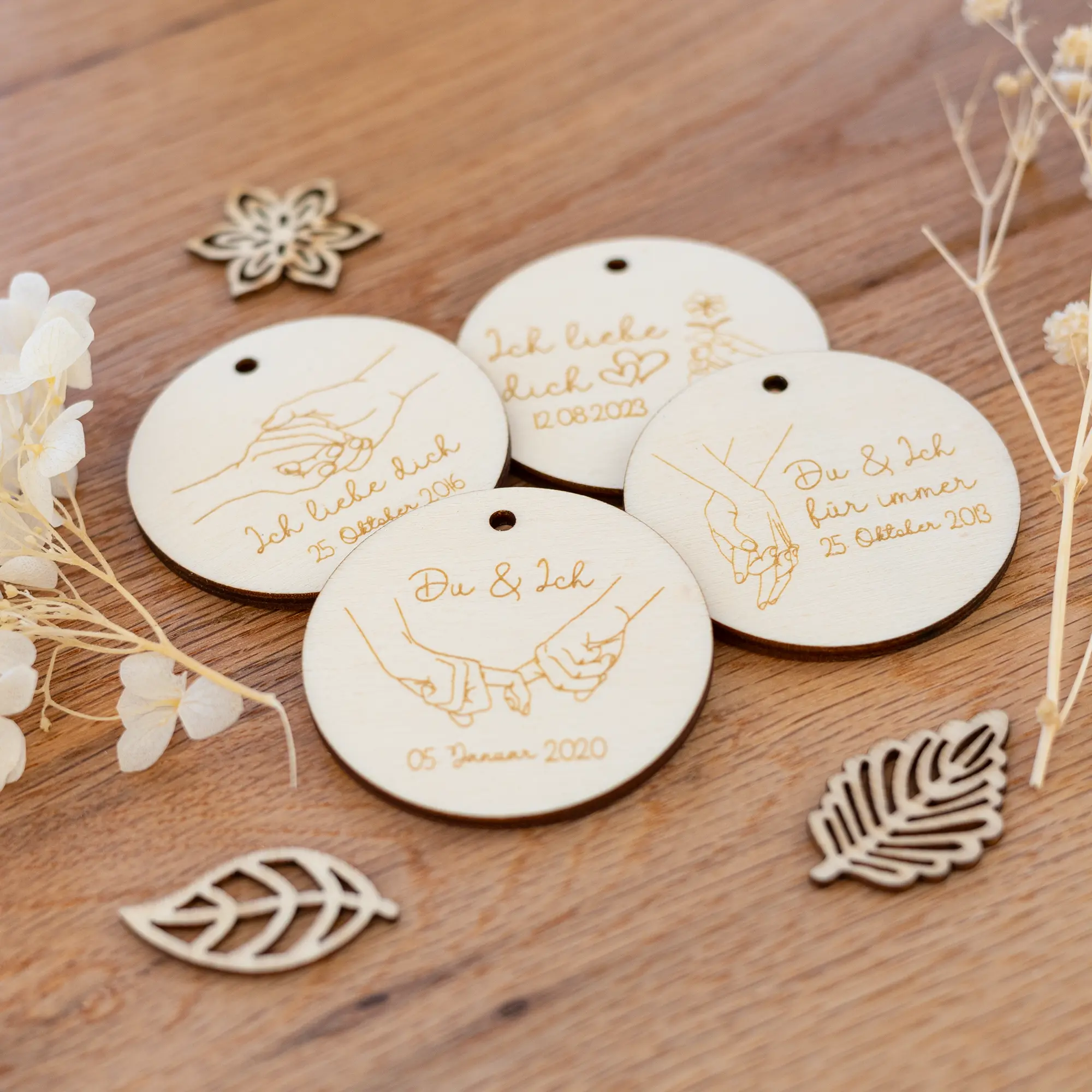 Personalisierter Anhänger „Du & Ich“ mit Wunschdatum