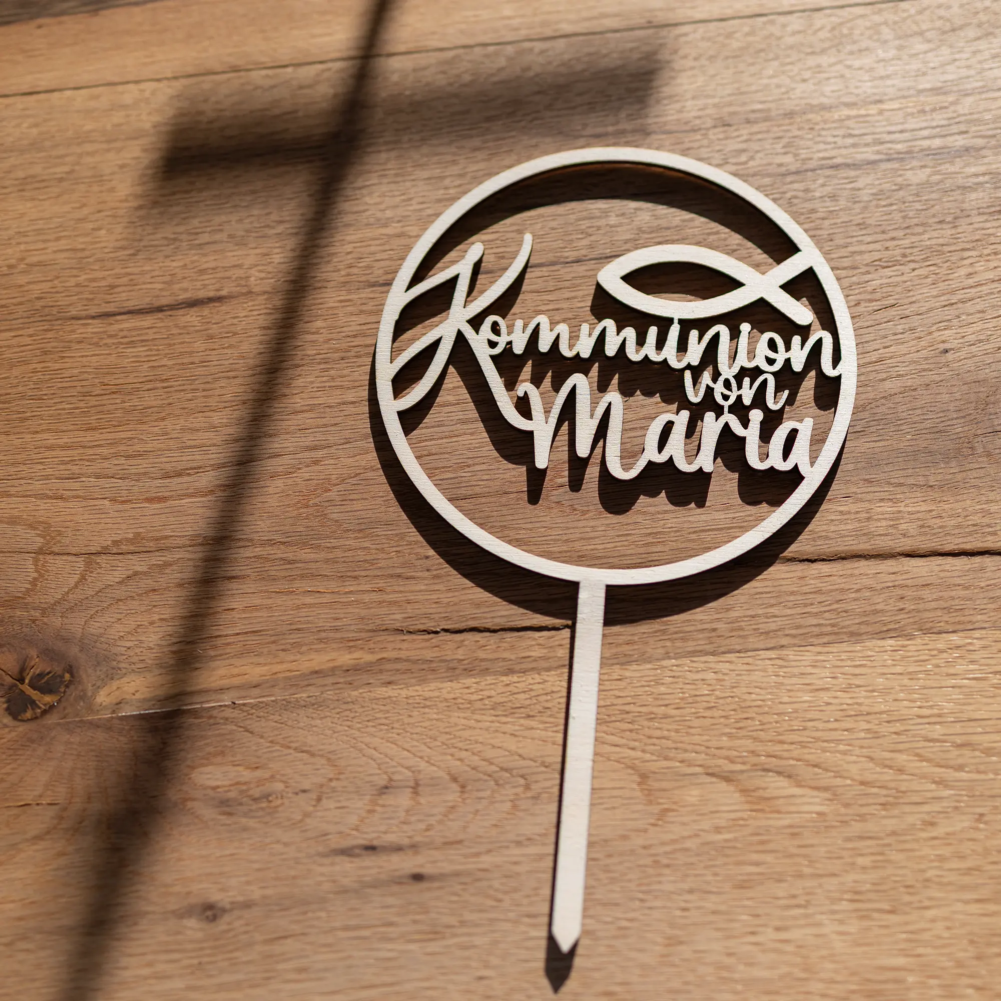 Personalisierbarer Caketopper -„Kommunion von“ mit Fischsymbol – Bild 3