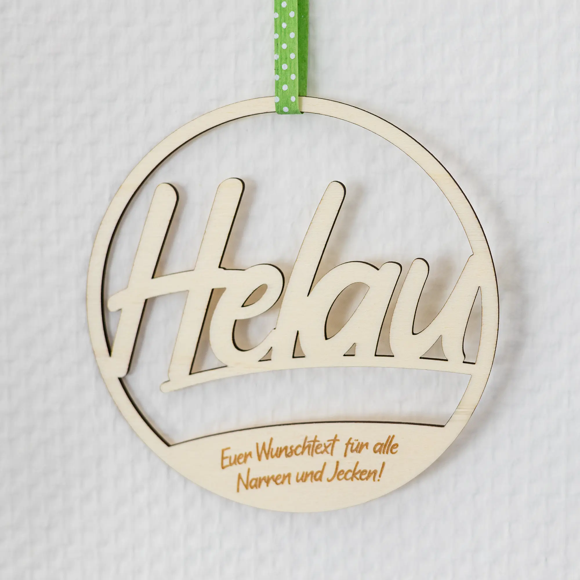 Personalisierbares Holzschild „Helau“ – Bild 4