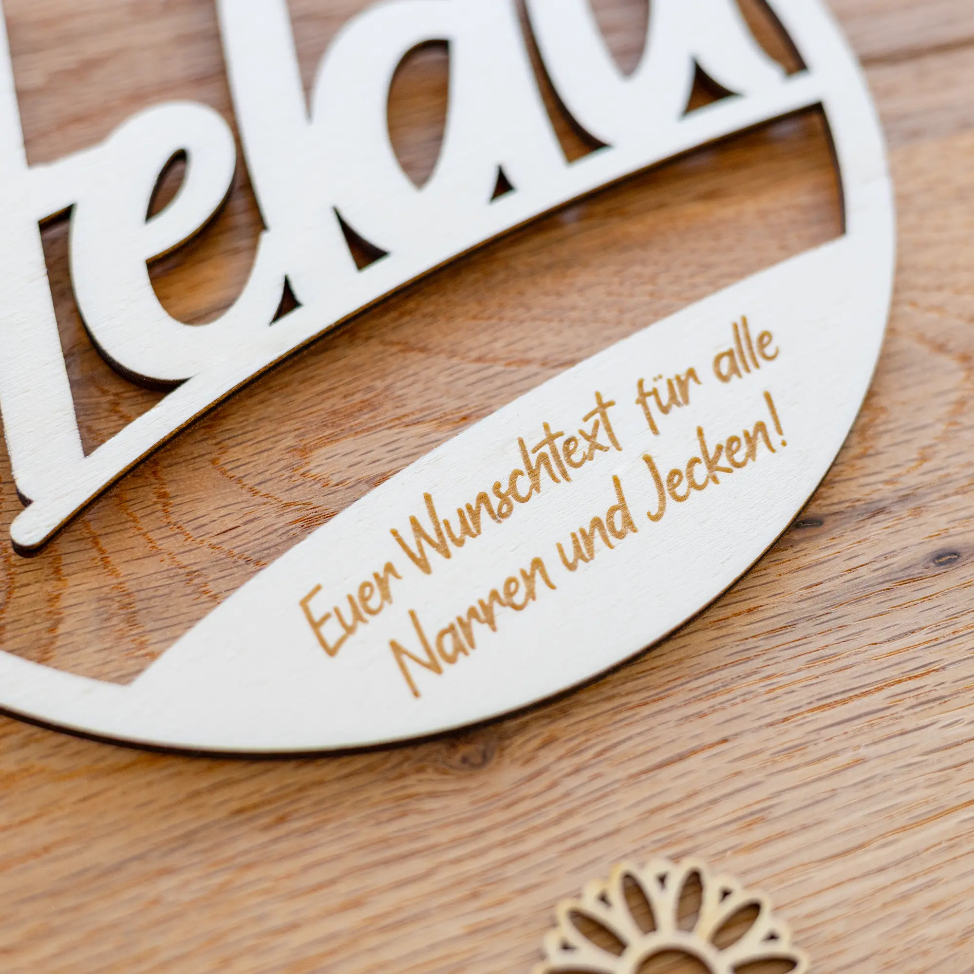 Personalisierbares Holzschild „Helau“ – Bild 3