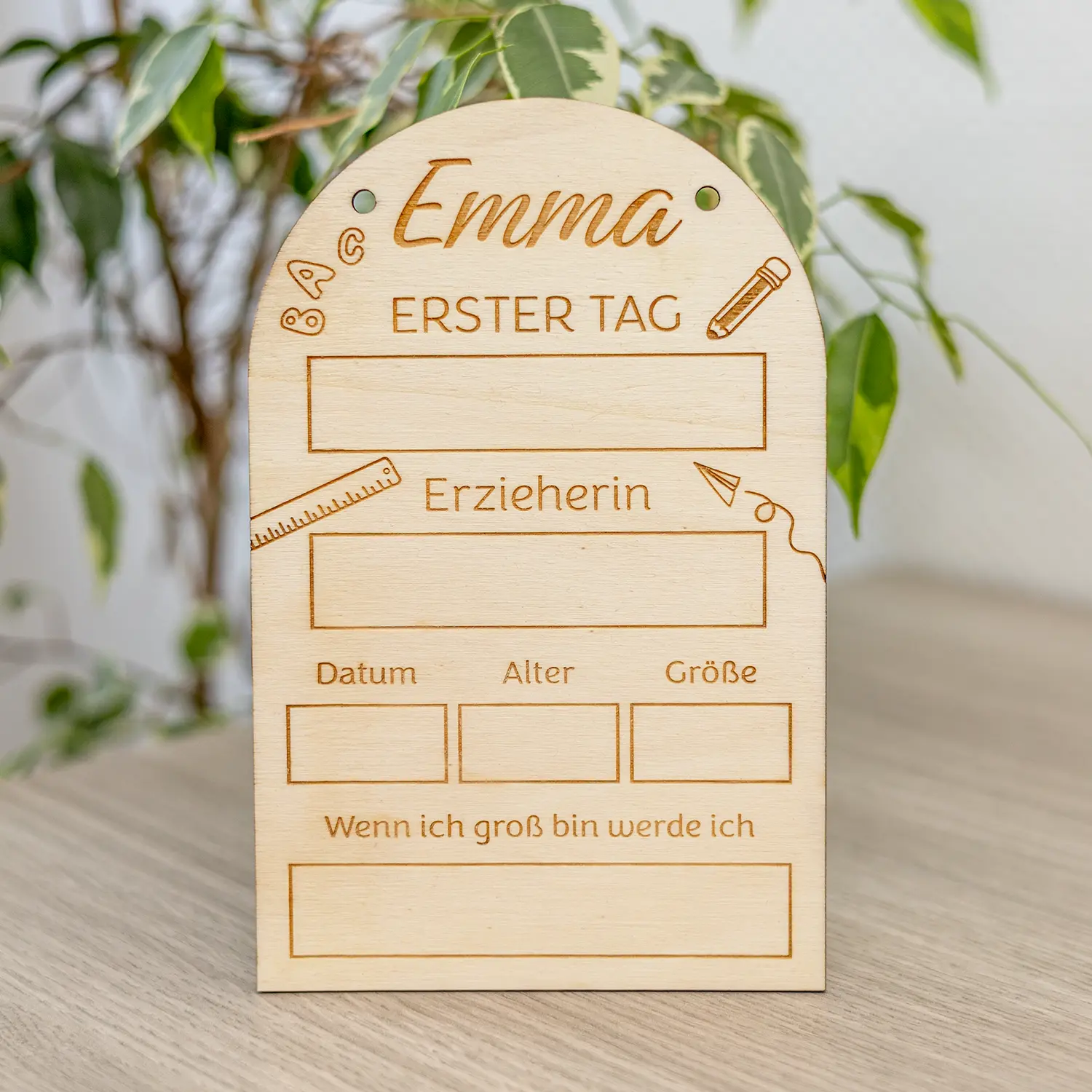Erinnerungstafel aus Holz – Erster Tag – Für Schule und Kindergarten, personalisiert mit Namen