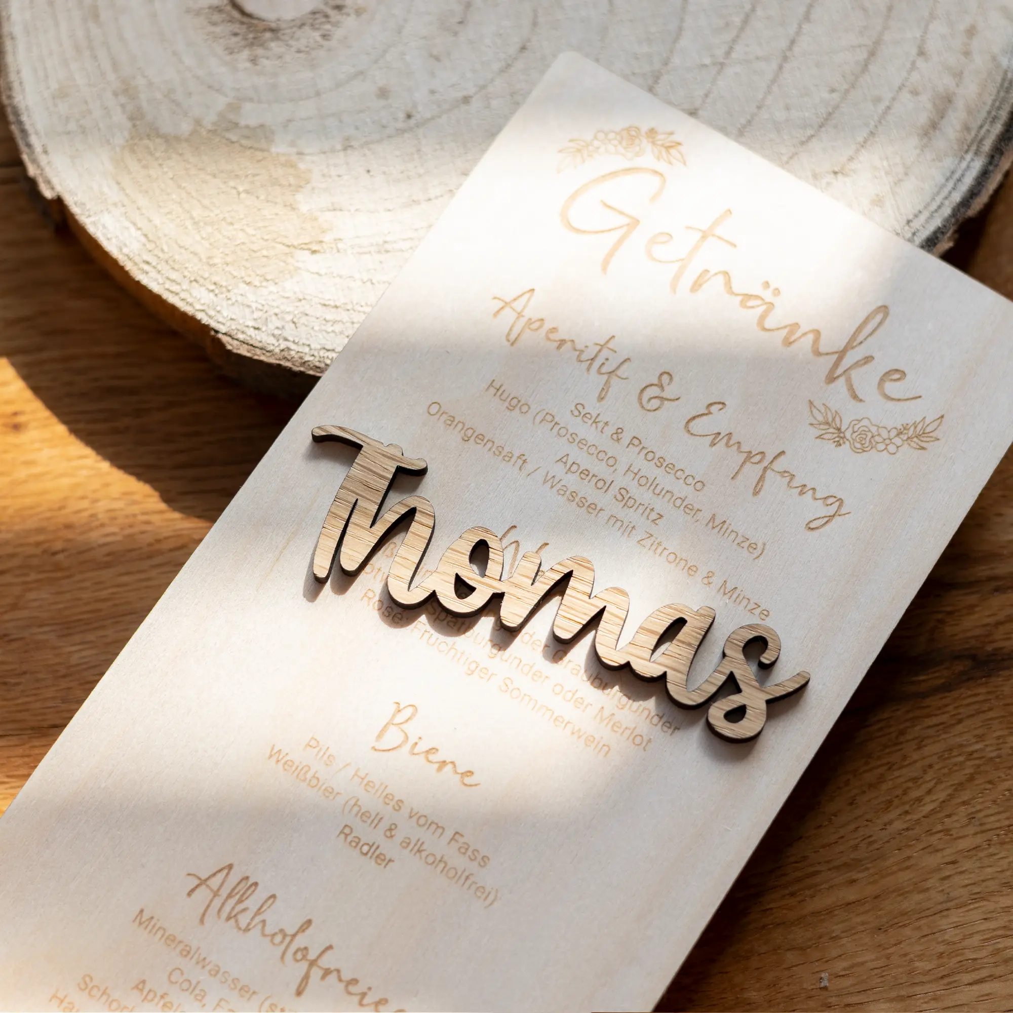 Personalisierte Menükarte für Hochzeiten aus Holz – Bild 6