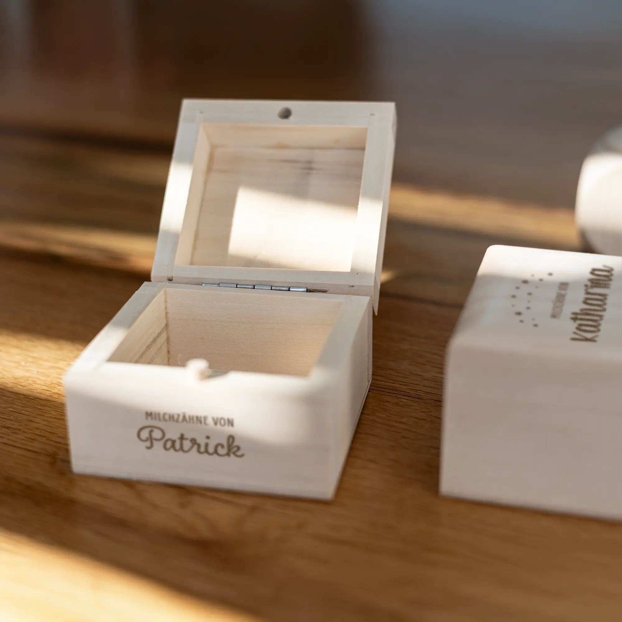 Personalisierte Milchzahndose mit Namen und Klappverschluss – Bild 4