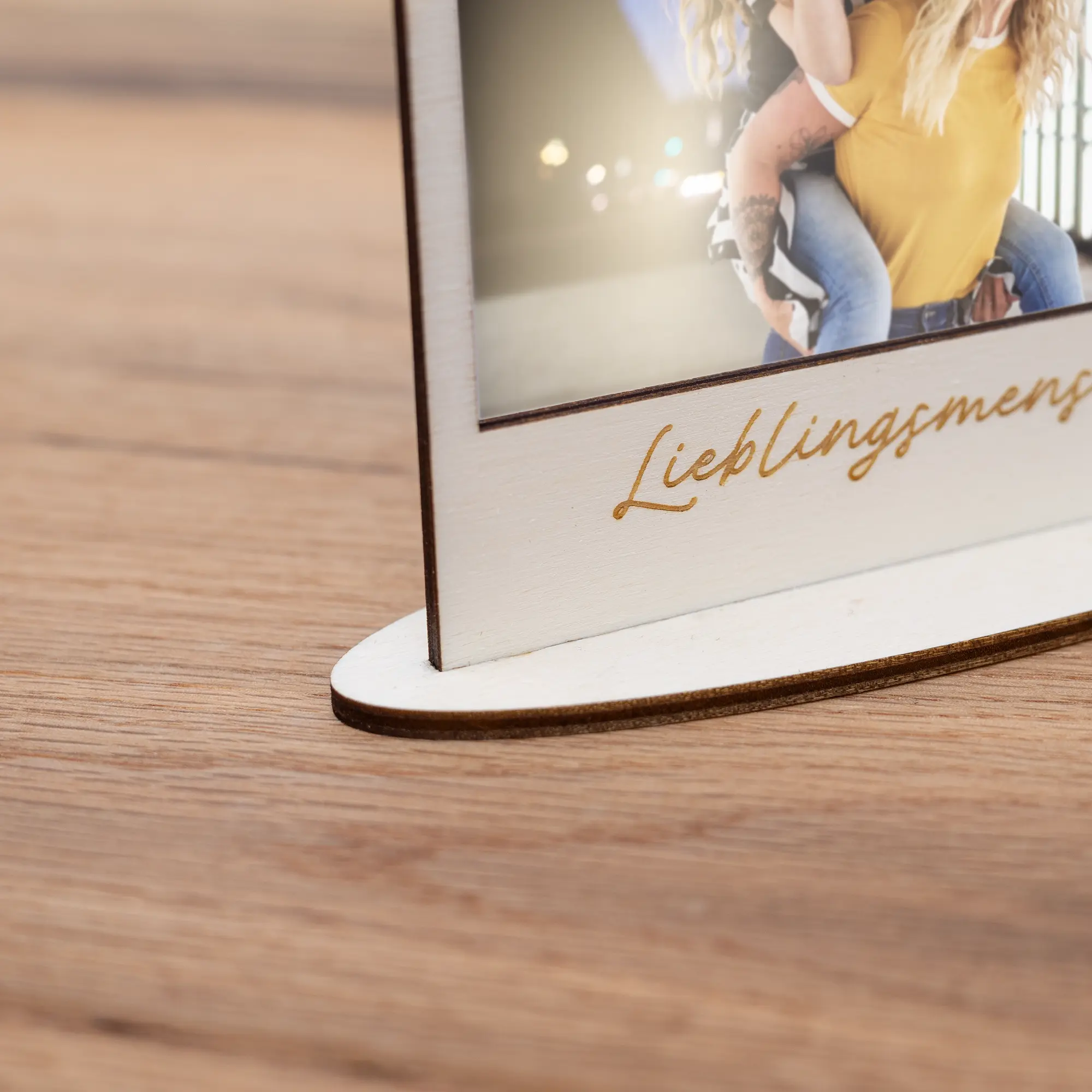Personalisierte Holzbilderrahmen mit Wunschgravur – Bild 3