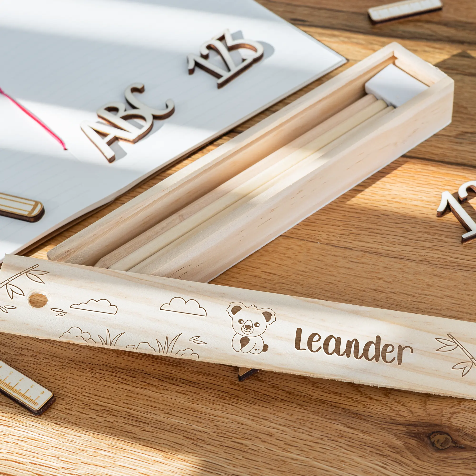 Personalisierte Stiftebox mit Lineal, Radiergummi & Anspitzer