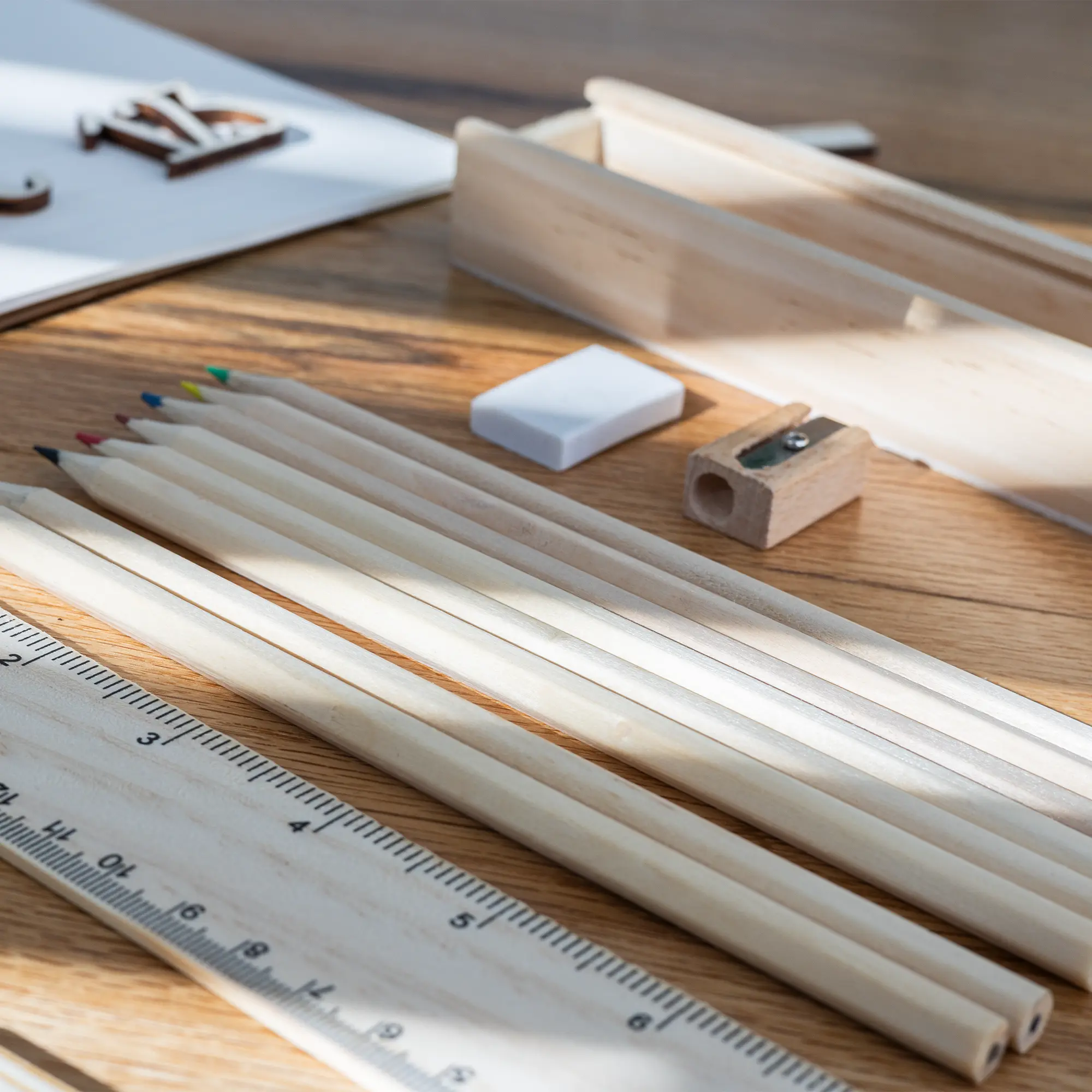 Personalisierte Stiftebox mit Lineal, Radiergummi & Anspitzer – Bild 6