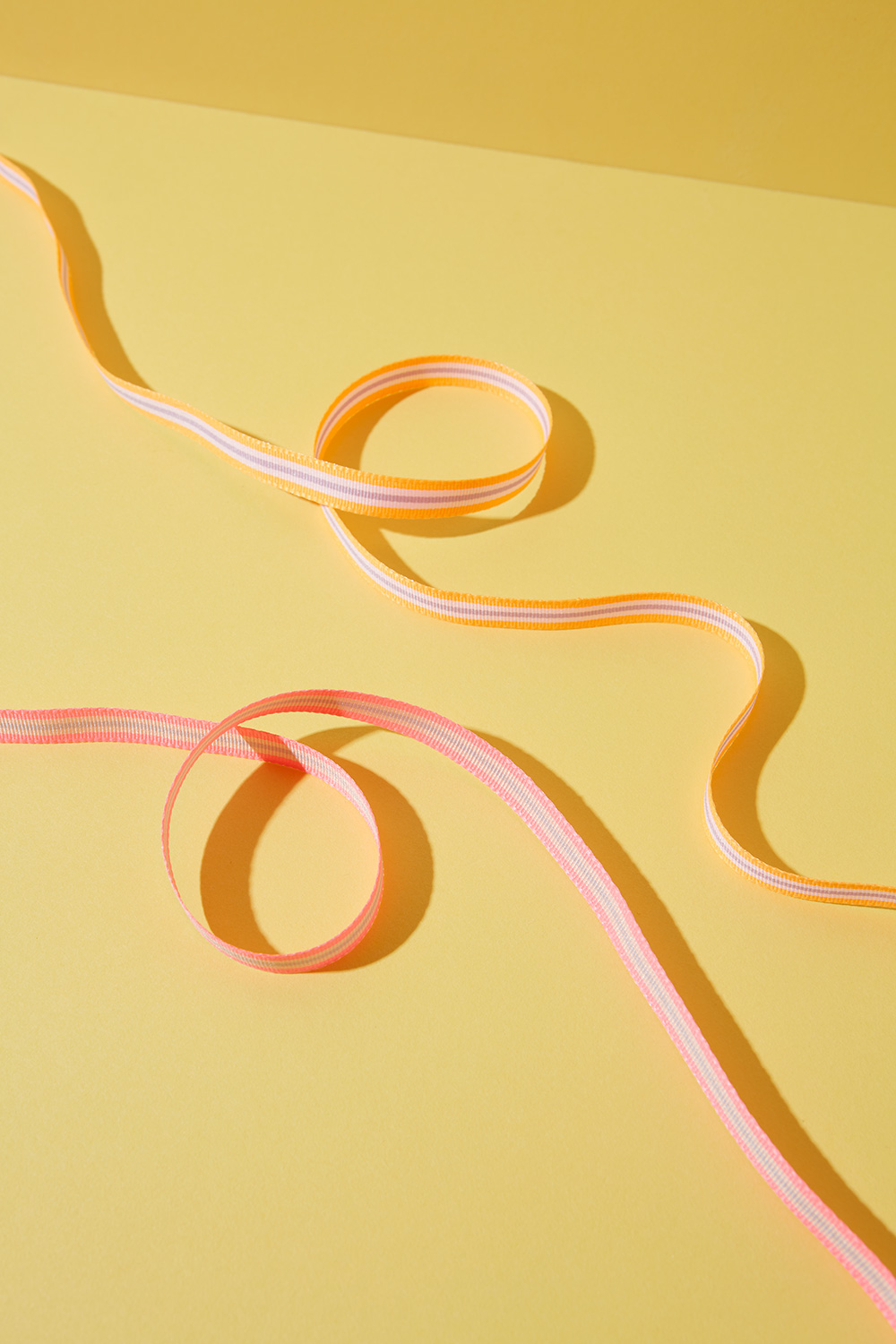 Schmales Geschenkband “Happy Neon” 10 mm x 3 m