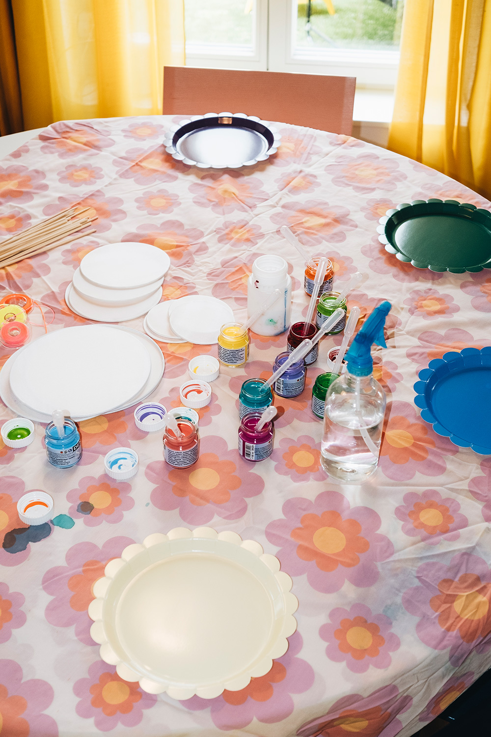 Partygeschirr “Magic Rainbow” – Bild 9